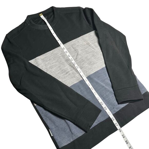 Icebreaker | Men | Merino Wool Color Block Stripe Crew Neck Sweater | Size Small - Picture 6 of 10
